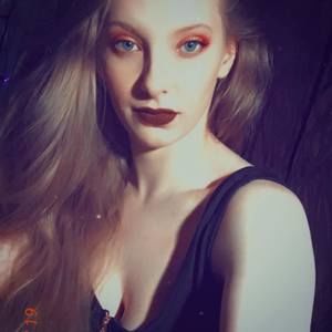 Meet your Posher, Jade